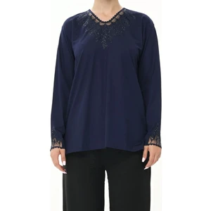 Burspa Yaka ve Kol Ucu Tül Detaylı Taş Işlemeli Koyu Lacivert Anne Penye Bluz