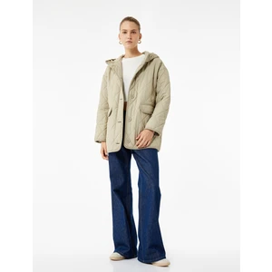 Uzun Kollu Düğmeli Cepli Kapüşonlu Kapitone Mont