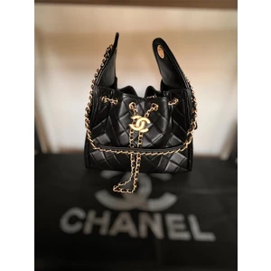 Siyah Büyük Boy Büzgülü Çanta. New Season