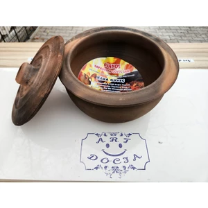 Toprak güveç kapaklı 3-4 kişilik küçük boy