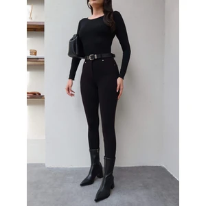 Esra Helvacı Kemerli Cep Görünüm Streç Pantolon