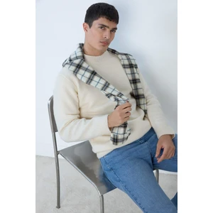 Yumuşak Tuşe Triko Kazak E8390AX25CW