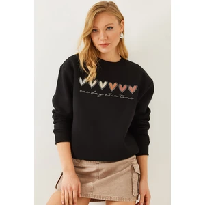 Kalp Desenli Sweatshirt