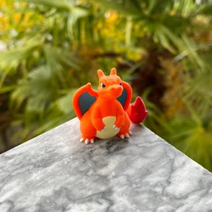 Charizard #0006 Figürü – Koleksiyonluk Masa Üstü Dekor