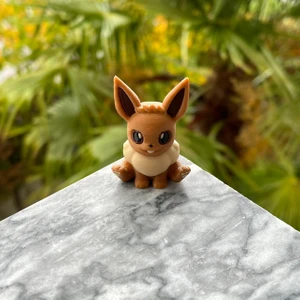 Eevee #0133 Figürü – Koleksiyonluk Masa Üstü Dekor