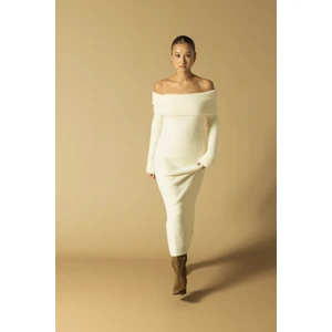 Madonna Yaka Triko Elbise