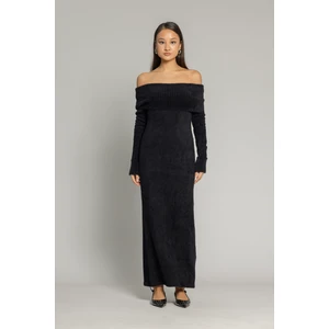 Madonna Yaka Triko Elbise