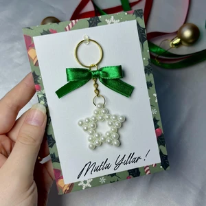 AhEs Shopping Yılbaşı ve Yeni Yıl Hediyelik Kartlı Jelatinli Yıldız Anahtarlık