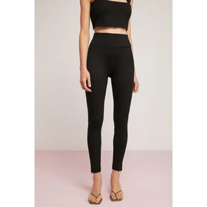 Olga Kadın Kalın Dokulu, Vücuda Oturan Beli Lastikli Elastan Yüksek Bel Paçası Lastikli Siyah Tayt