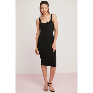 Margaret Kadın Vücuda Tamamen Oturan Kalın Askılı Kalem Siyah Elbise