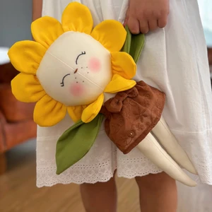 Capella Toys Oyuncak Bebek Çiçek Lalu %100 Pamuk El Yapımı Bez Bebek Özel Hediye Kutulu