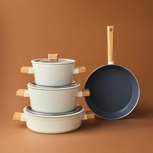 x Refika Swiss Crystal Creamy Wood 7 Parça Tencere Seti