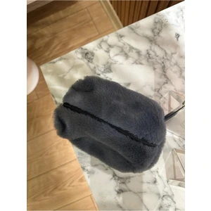 Mute Bag Grey Peluş Makyaj Çantası / Gri Peluş Makyaj Çantası (20*10)