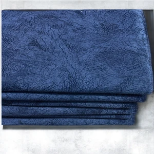 Kaymaz Tabanlı Lüks Kadife Koltuk Kanepe Çekyat Örtüsü - Konforlu İndigo Damar Desenli