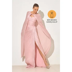 Pudra Pelerin ve Drape Detaylı Geniş Kalıp Abiye Elbise