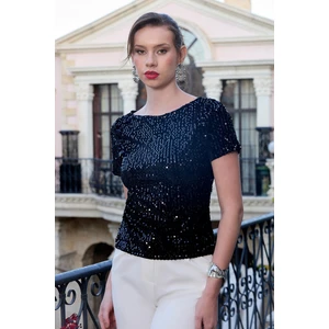 Pul Payetli Kısa Kol Bluz