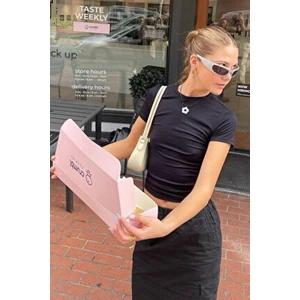 Kadın Basic Tişört Siyah Bebe Yaka Düz Renk 100% Polyester MG1725