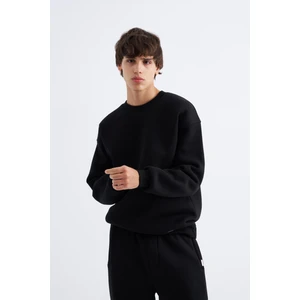 Erkek Basic Bisiklet Yaka Oversize Sweatshirt Siyah