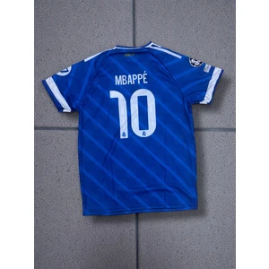 North Stand Yeni Sezon Real Madrid Deplasman Mbappe Forma