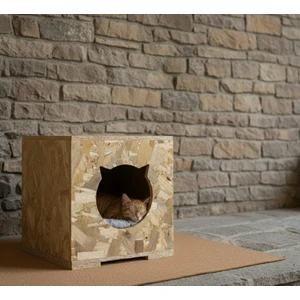 Ahşap Kedi Kulubesi