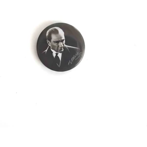 İğneli Atatürk Rozeti