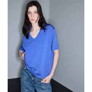 Basic V yaka tişört IS1260070102089