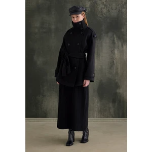 Dik Yaka Kaban Siyah