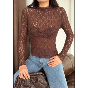 Dame Dik Yaka Transparan Detaylı Bluz