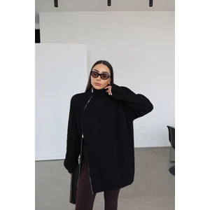 Özge Özgenç Yanı Fermuarlı Oversize Triko