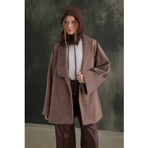 Kemer Detaylı Kaban Kahve