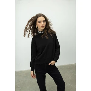 Bisiklet Yaka Basic Şardonsuz Sweatshirt