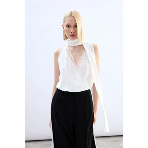 Dantel Detaylı Bodysuit Bluz - Ekru