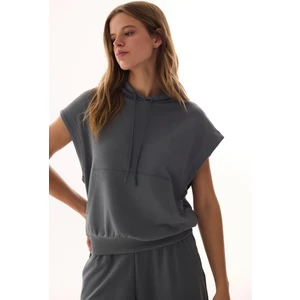 Gri Oversize Kapüşonlu Yelek