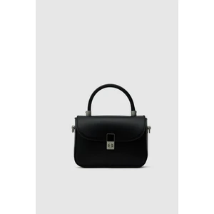 Shule Bags Cobble Small Çapraz Çanta Siyah