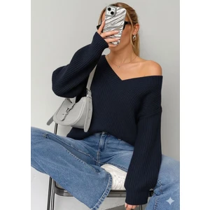 Yuga Knitting Kadın Dökümlü V Yaka Selanik Örgü Basic Kazak