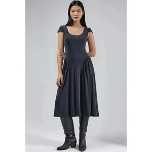 Kadın Busem Panelli Örme Midi Elbise Koyu Gri