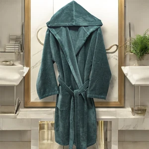 Kadife Kapüşonlu Bornoz  %100 Pamuk