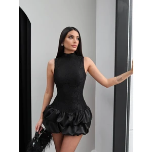 Esra Helvacı Dantel Detay Mini Şortlu Elbise