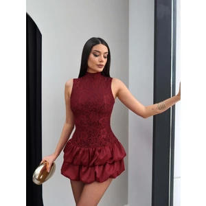 Esra Helvacı Dantel Detay Mini Şortlu Elbise