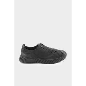 Lastik Bağcıklı Erkek Sneaker