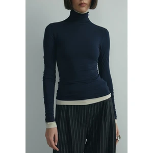 Suud Collection Lacivert Boğazlı Body
