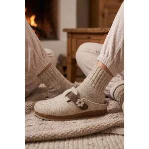 Kışlık Mantar Taban Kadın Terlik