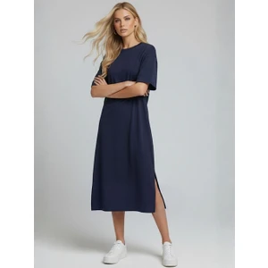 Kadın Lacivert %100 Pamuklu Yırtmaçlı Midi Boy Basic Elbise
