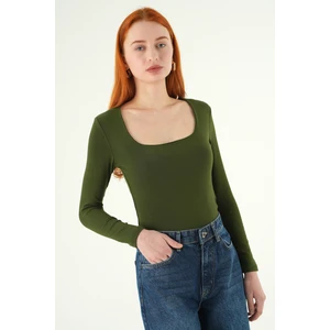 Haki Kare Yaka Badi 8267A