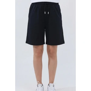 Kadın Siyah Oversize Relaxed Bermuda Şort Rahat Kalıp