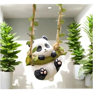Sallanan Panda Balkon Duvar Süsü