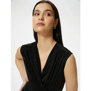 Drapeli Bluz V Yaka Kolsuz