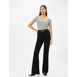 Basic Tişört U Yaka Kısa Kollu Viskon Karışımlı