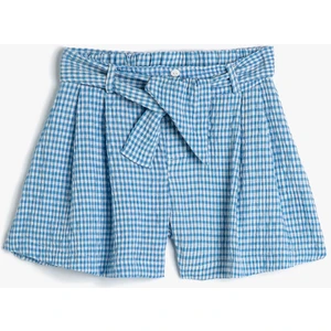 Şort Beli Bağlamalı Düğme Detaylı