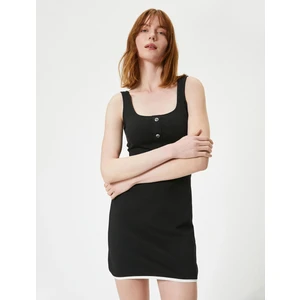 Mini Elbise Kalın Askılı Düğmeli Kare Yaka